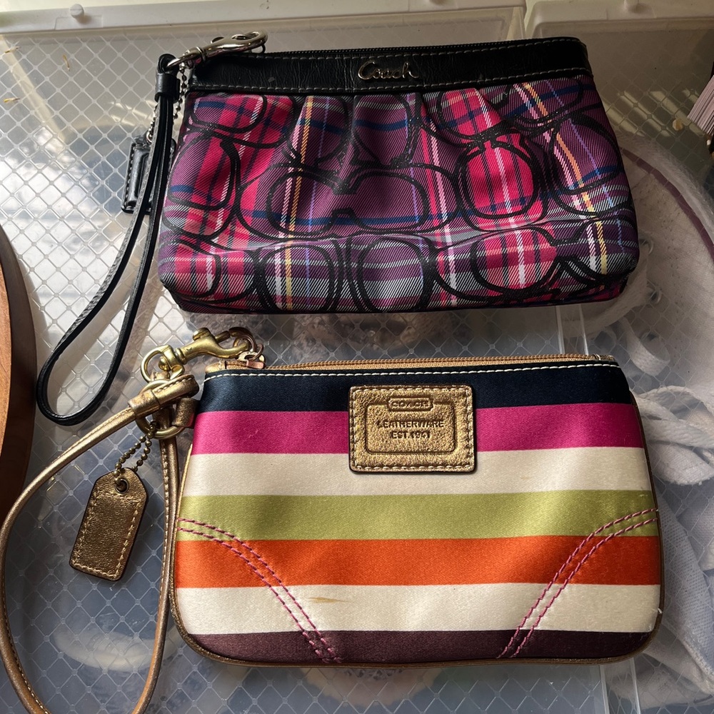 COACH - Women's Multicolor Wristlet (BUNDLE)